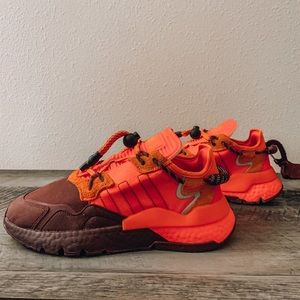 Beyoncé | Ivy Park x Adidas Night Jogger Sneakers